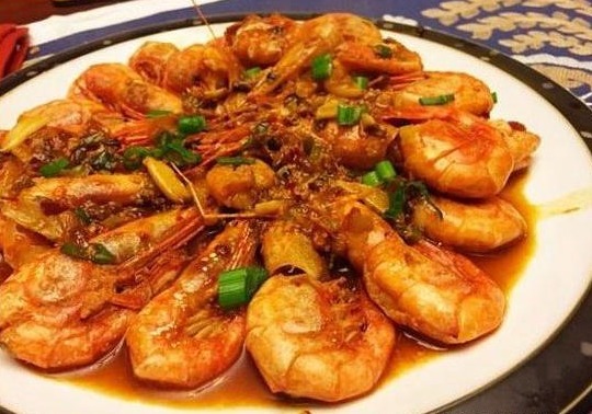 新婚|新婚第二天，妻子主动下厨做饭，饭菜刚端上桌，父母却板起了脸