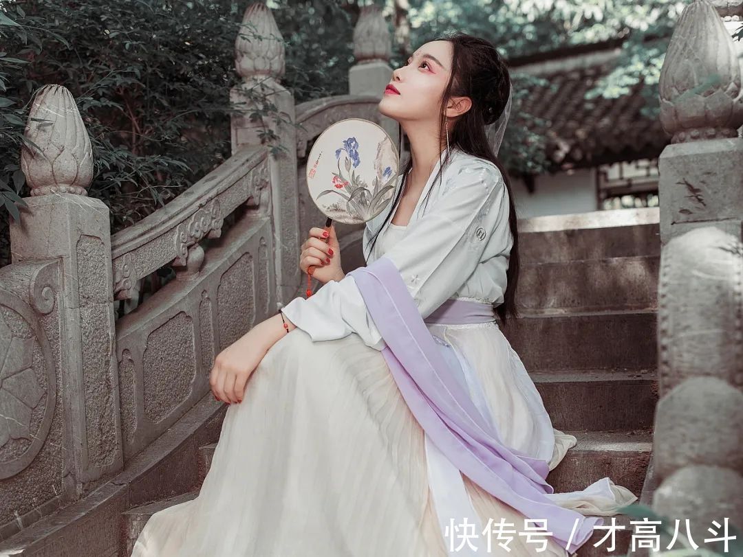 有些事@一句话说苏轼:十首诗词罢,逍遥永存心