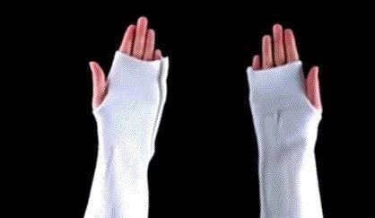 旧衣服千万别扔，聪明女人用它套被子，既省空间又省事！