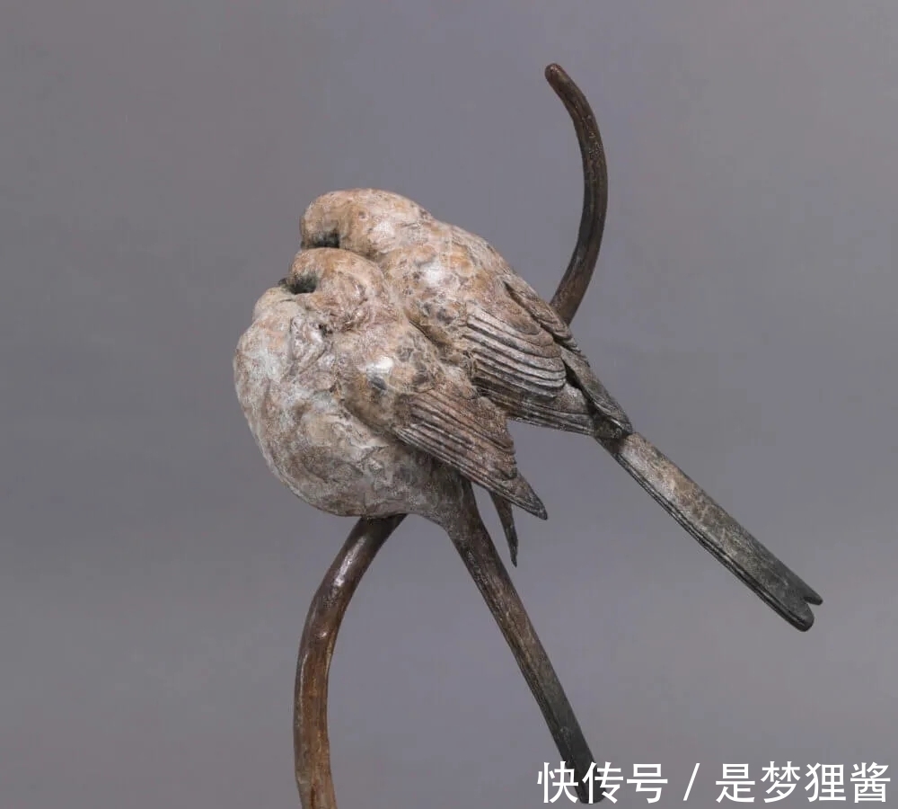 形象派!细致到肌肤纹理的动物雕塑大师
