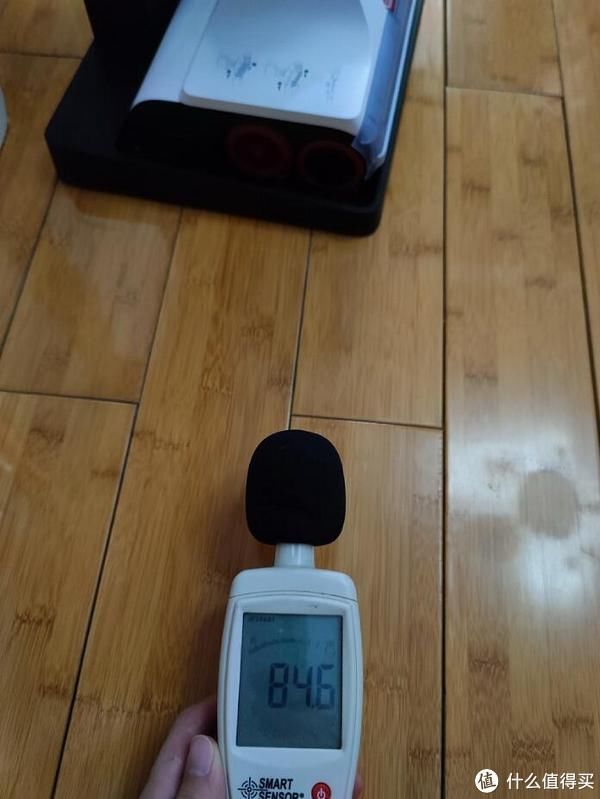 u10洗地机&石头U10洗地机——有“两把刷子”,像开赛车一样的智能洗地机