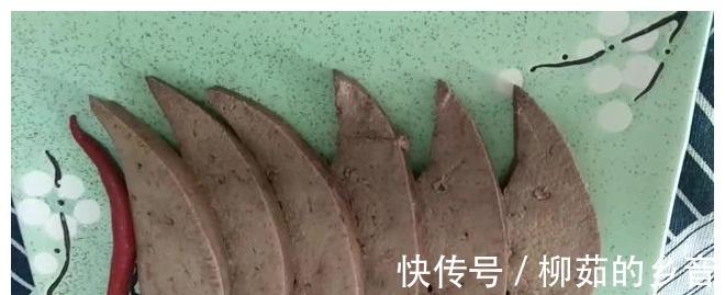 香料|猪肝腥味太重不想吃，试试这样去做，猪肝鲜美味香滋味足！