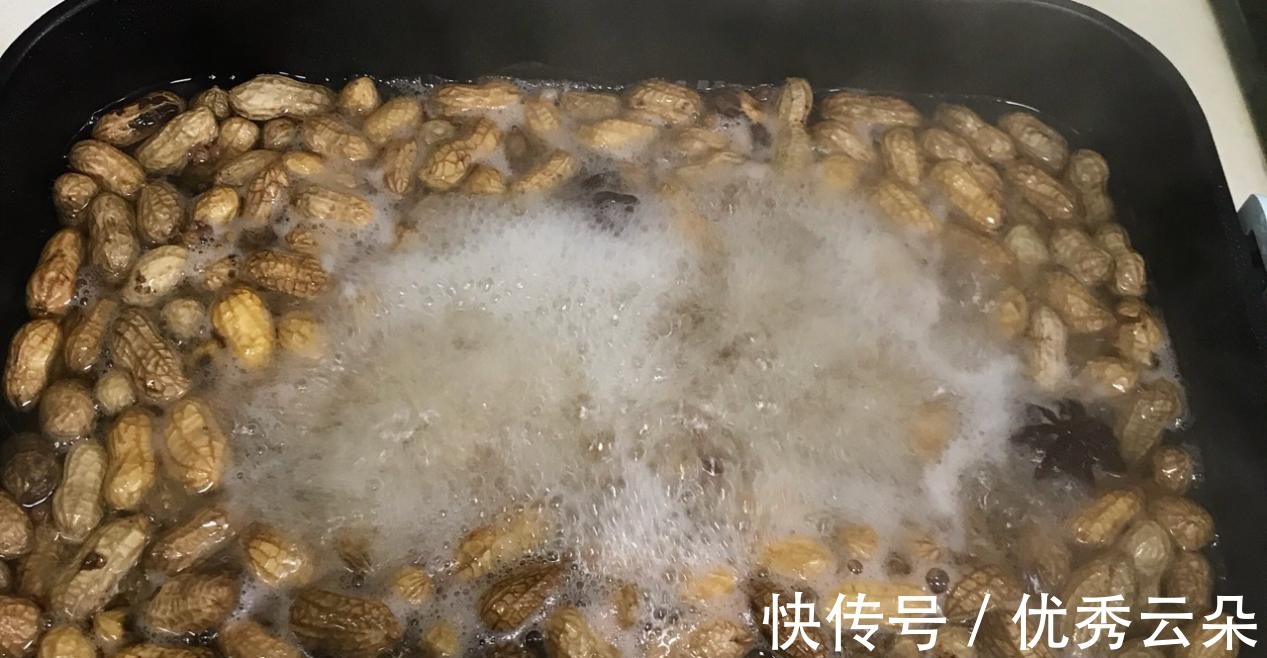 花生米|自制水煮花生,滋味十足,成本低,比买的还好吃!