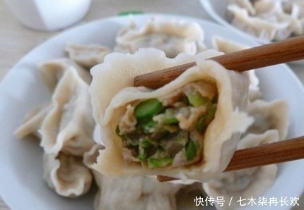 解馋|夏天总会买这菜来包饺子,皮薄馅大很美味,多吃也不上火,解馋