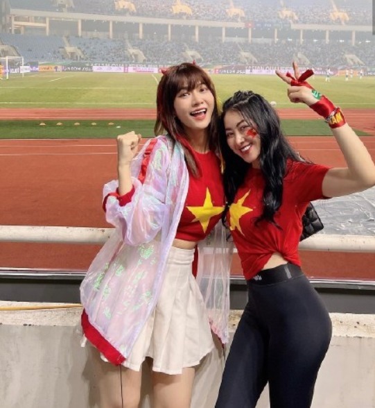 国足|大年初一添堵,听取骂声一片:媒体人齐出动,输越南后能骂醒国足?