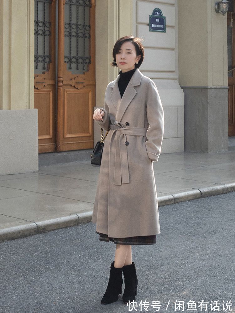 搭配|40+女人穿得越艳越俗气,多穿“中性色”才更高级,优雅又体面