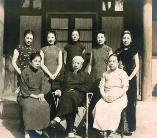 身边|慈禧身边最美女官:精通现代舞,后嫁给一将军,晚年依旧美艳动人