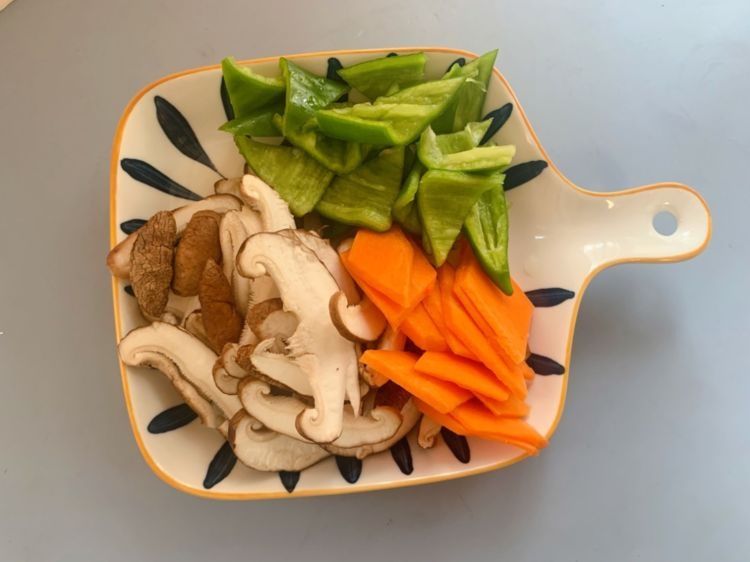 家常豆腐豆腐,外焦里嫩,味道鲜香浓郁,给肉都不换