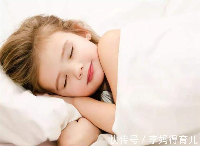 孩子|研究表明:孩子在这个时间点睡觉,大脑更聪明,还帮助身体长高