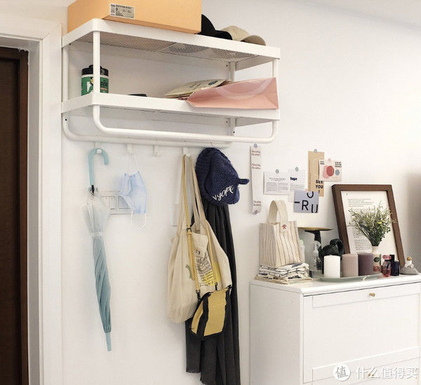 夫妻|这对夫妻太有远见,把次卧和客厅打通,清爽开阔,日子过得简单舒适