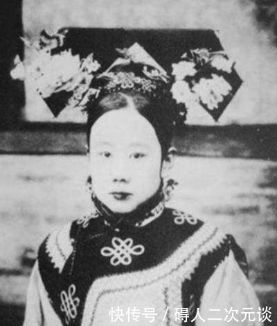 小妾|晚清女性真实长相:福晋端庄秀美,富贵人家小妾真漂亮!