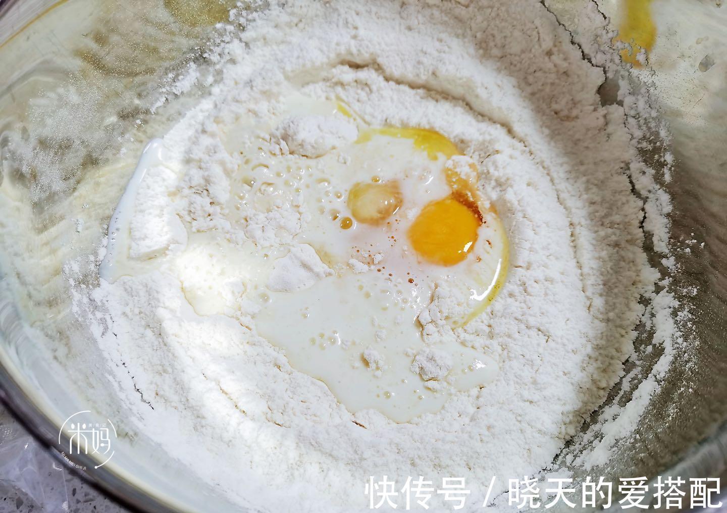 外面卖20元一个的面包,自己在家做,10元能做10个,做法一看就会