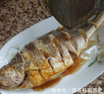 鲜美|蒸鲈鱼还不如这个鱼，便宜又营养，口感鲜美细嫩，蒸一蒸就能吃