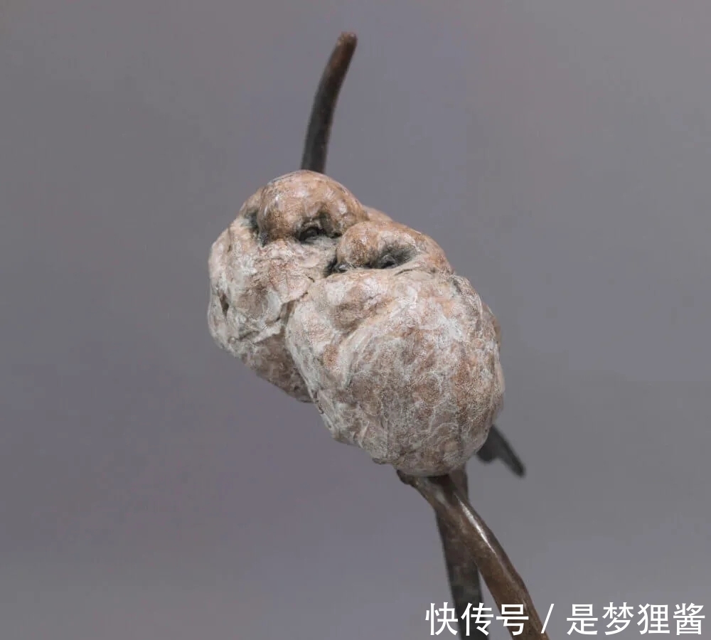 形象派!细致到肌肤纹理的动物雕塑大师