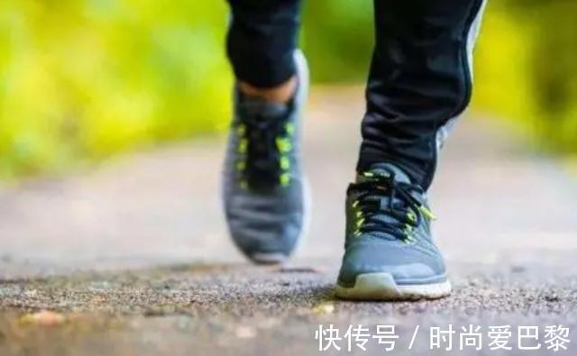 冠状动脉|多走路能降血脂？医生提醒：日常多吃这4物，或比走路效果好