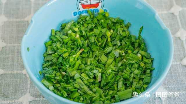 早餐别吃包子馒头了,1块钱饺子皮,5种巧用,美味解馋,孩子最爱