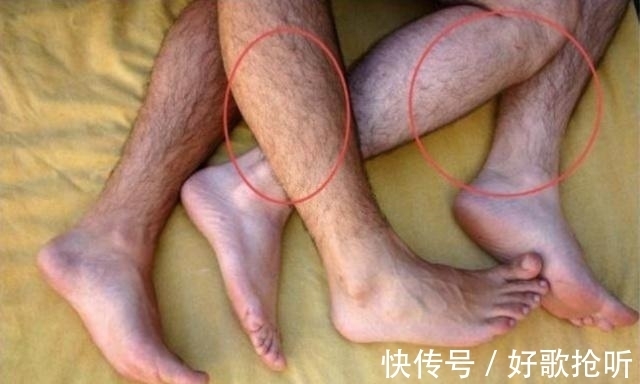 宝妈|为什么有的男生腿毛浓密，而有的男生却是“光秃秃”的？涨见识了