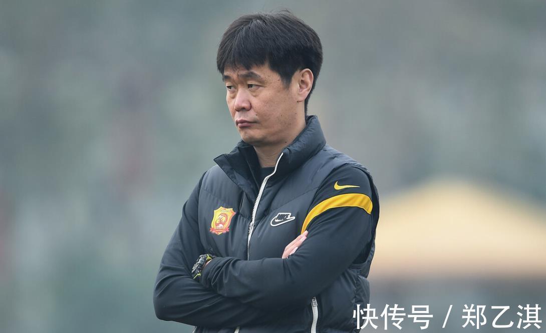 李霄鹏|12强赛29人名单曝光!6大海外球员回归,李霄鹏大胆启用“新人”
