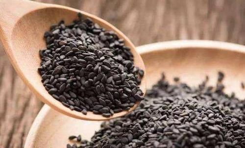 女性過(guò)30歲，推薦常吃三種食物，美白養(yǎng)肝，抗老防皺，血液循環(huán)