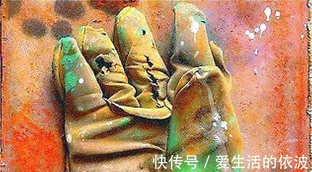 镊子#他画了一桶垃圾卖860万,网友看不懂,专家放大25倍,看那针筒