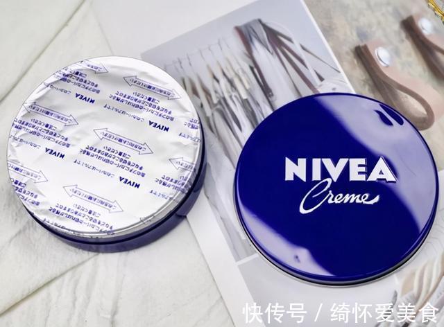 护肤品 皮肤过了50岁,超市的4款面霜值得尝试,平价滋润肤感好