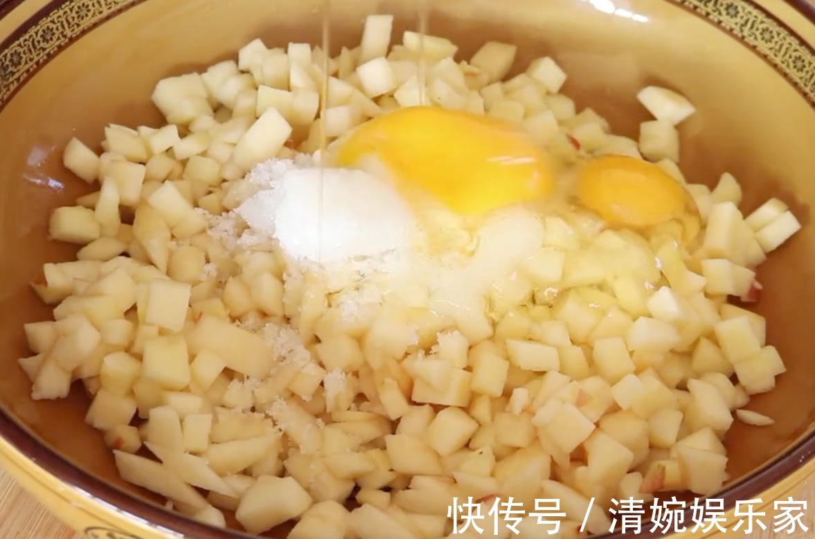 零食|家里还有好多苹果,来给孩子做道小零食,做法简单,香甜美味