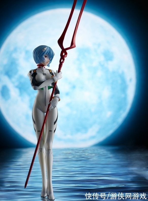 lion|《EVA》綾波麗手辦：手持朗基努斯之槍！表情溫婉動人