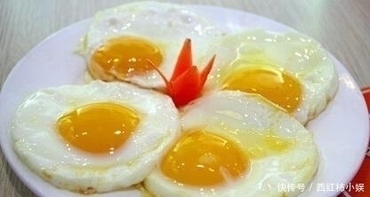 当厨师的叔叔告诉我,餐厅用一个鸡蛋就能煎10个荷包蛋,太坑人