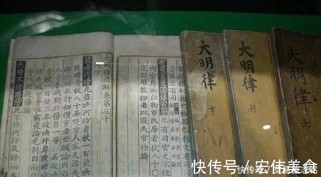 黄德@明清奇案之西瓜诉冤:瓜园里两百斤的大西瓜,引出了一场离奇命案