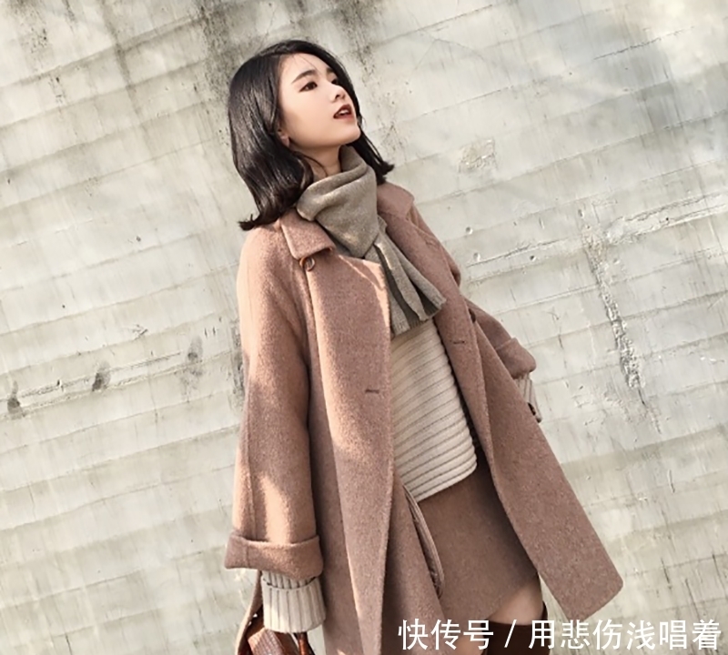 冬季新款宽松毛呢外|大年初一怎么穿?建议大家:毛呢大衣+烟管裤+短靴,人人买得起