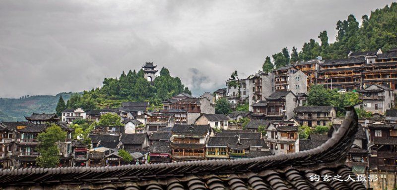 芙蓉镇|秘境湘西 之挂在瀑布上的千年古镇——芙蓉镇