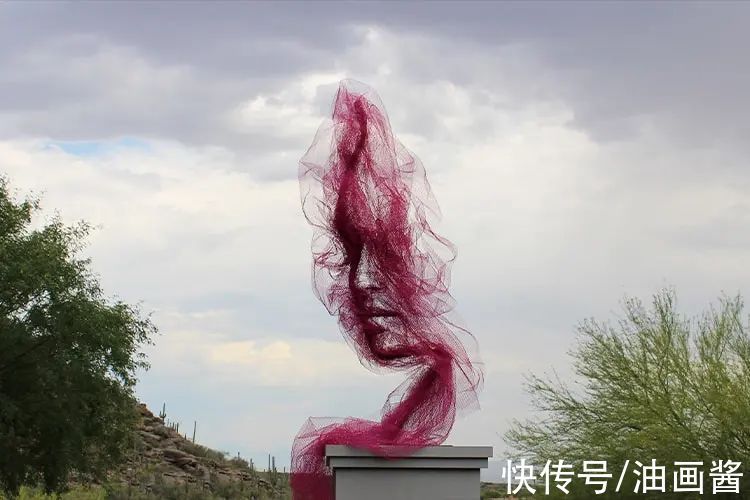 美女@纱布也能画画?他用薄纱画出美女肖像,这操作太“秀”了