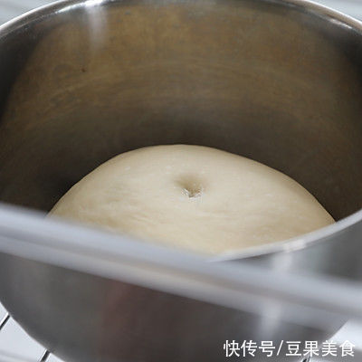 从来没想过葡萄干辫子面包还能这么做