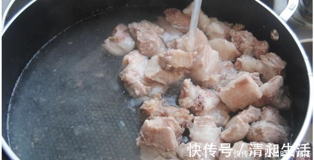 气色|隐藏在我们身边的“碱性食物”原来是它,女性常吃,头发黑气色好