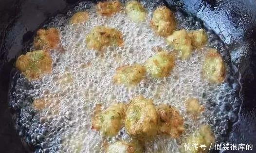 酥脆|炸萝卜丸子,别再加淀粉,加上这2样就够了,丸子蓬松酥脆,好吃