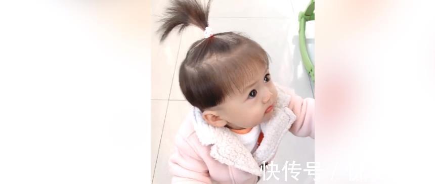 宝宝|宝宝太可爱了吧,一看到宝爸的照片,就喊着找爸爸