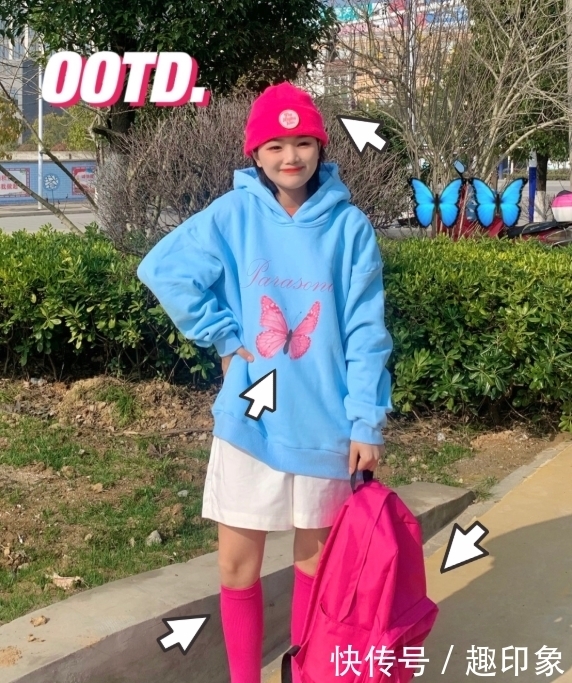 薄卫衣+半裙、衬衫+马甲,这才是今春最潮穿搭