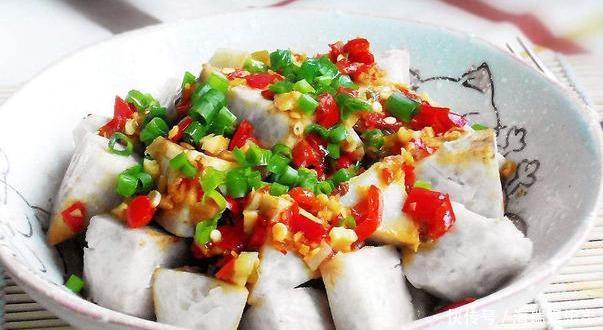 简单|芋头的多样吃法,剁椒芋头烹饪简单,酸辣口味,营养丰富