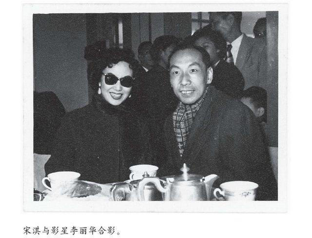 张子静@晚年暴富的张爱玲,对落难弟弟见死不救?表面刻薄,隐情令人心酸