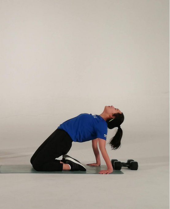 一生|拯救大粗腿教你4个简单瘦腿动作，一起了解一下，受益一生