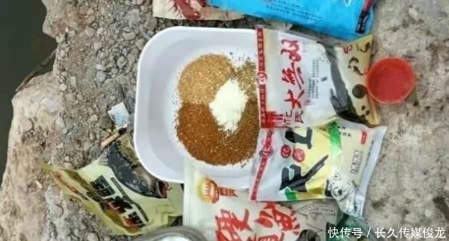 鲫鲤鱼|后悔之前没发现：钓饵中加这东西，鲫鲤鱼特爱吃，不信就试试