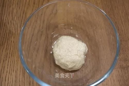 红烧牛肉面：面条筋道，汤香肉嫩，自己在家做超实惠