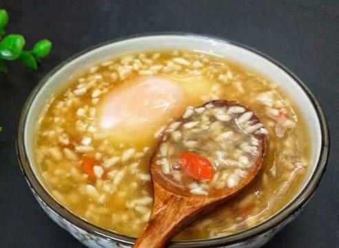 月经不调|此物比阿胶还养人,7块钱煮一锅,补血暖宫淡雀斑,月经准时来