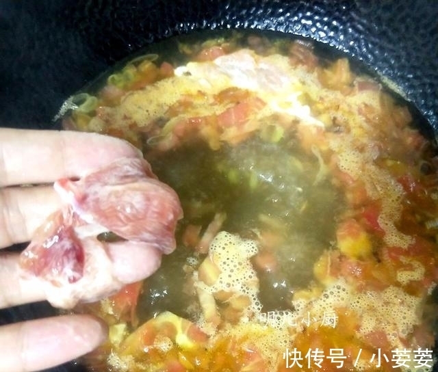 汤酸|三伏天多喝此汤，滴油不放10分钟出锅，汤酸爽肉鲜嫩，天天吃不腻
