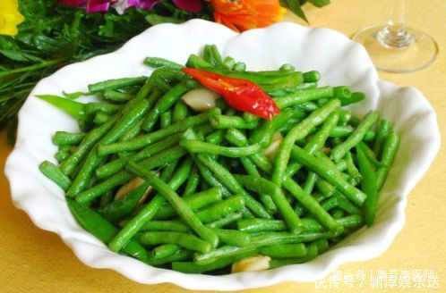 想气色好,春天多吃的食物,皮肤细腻,充满弹性,更显年轻