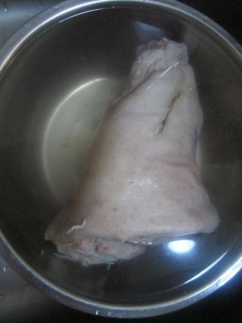团圆宴|教大家做红焖肘子,操作简单,香浓下饭,口感软糯,超级好吃