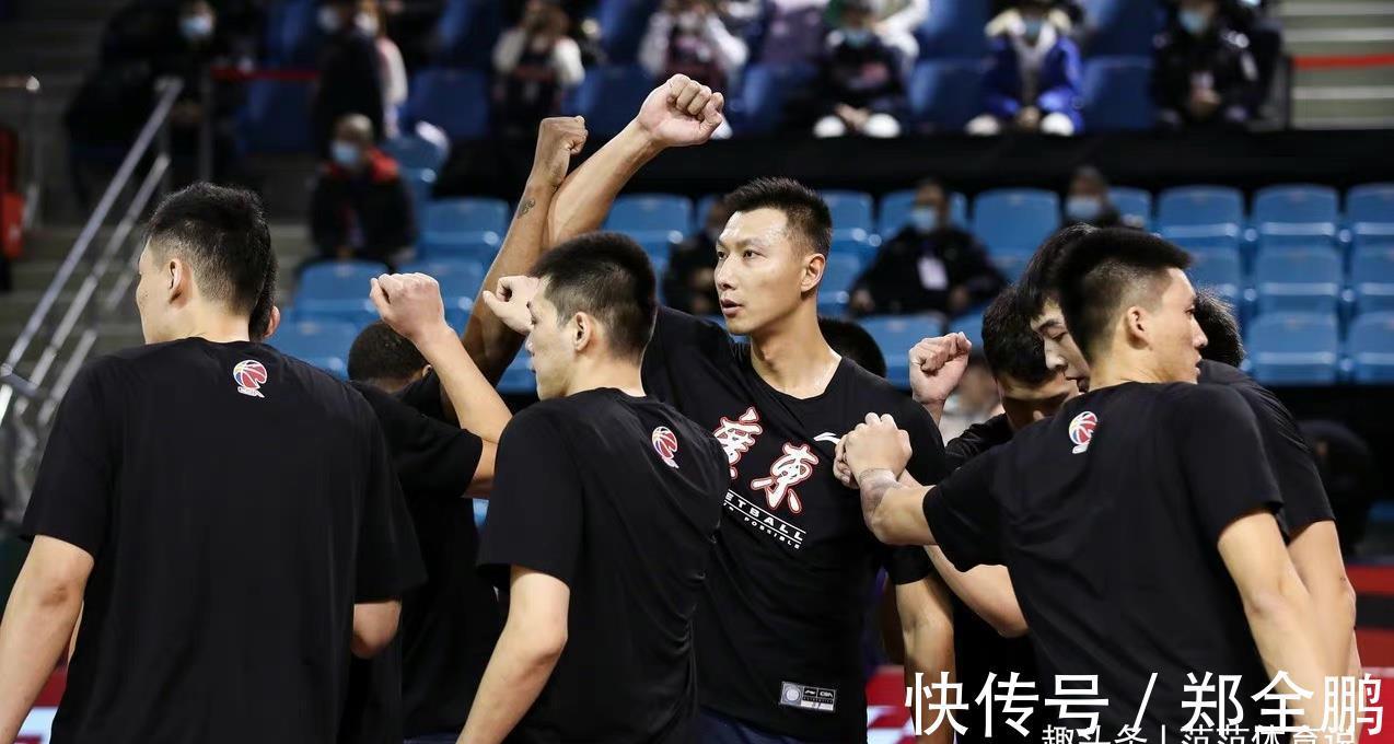 广东|辽宁稳居榜首!CBA最新排名,广东三队进入八强,北京遭深圳双杀