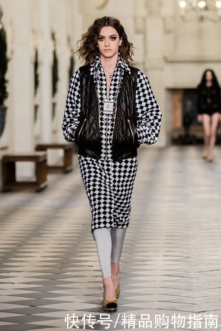 棋盘|下好自己身上这盘棋