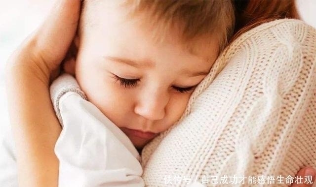 家长|又一个2岁孩子去世，亲戚这么逗孩子，家长要阻止，不是闹着玩的