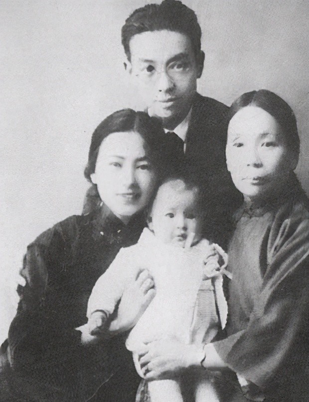 儿子|民国才女林徽因墓碑被砸,她的儿子为何不愿修复?答案其实很简单